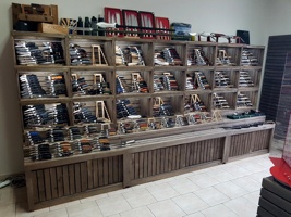 Prodejna TRAPPER s vybavením od JPL